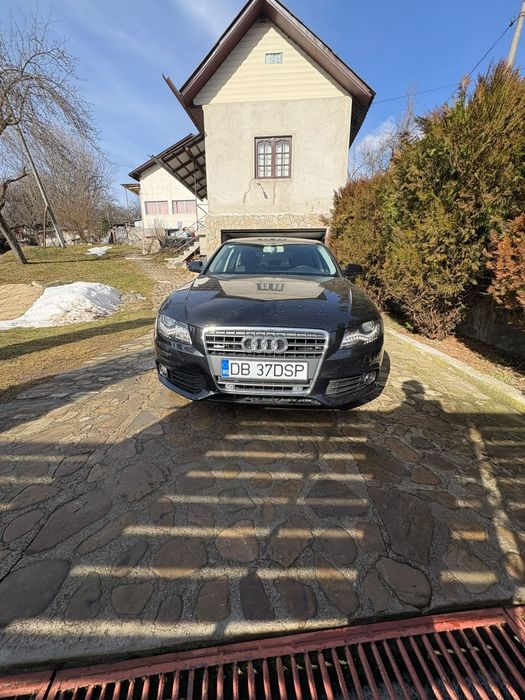 Vând Audi, stare bună