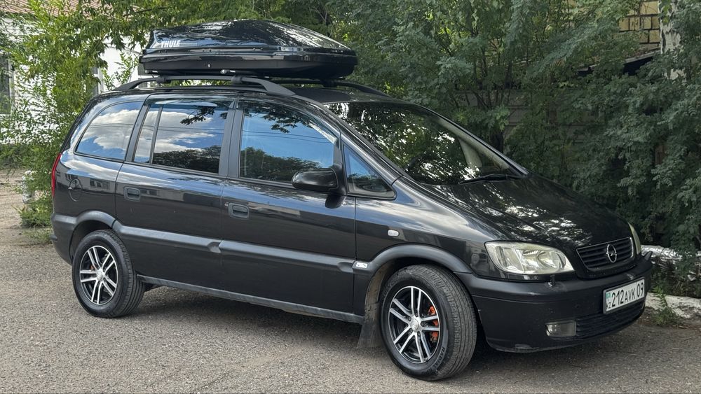 Opel Zafira 2.2 2000г