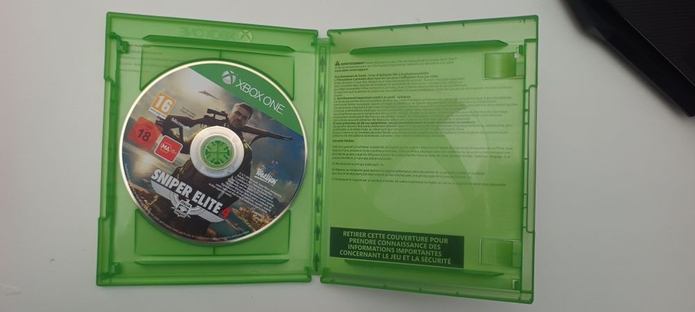 Vând Sniper Elite 4  Xbox one
