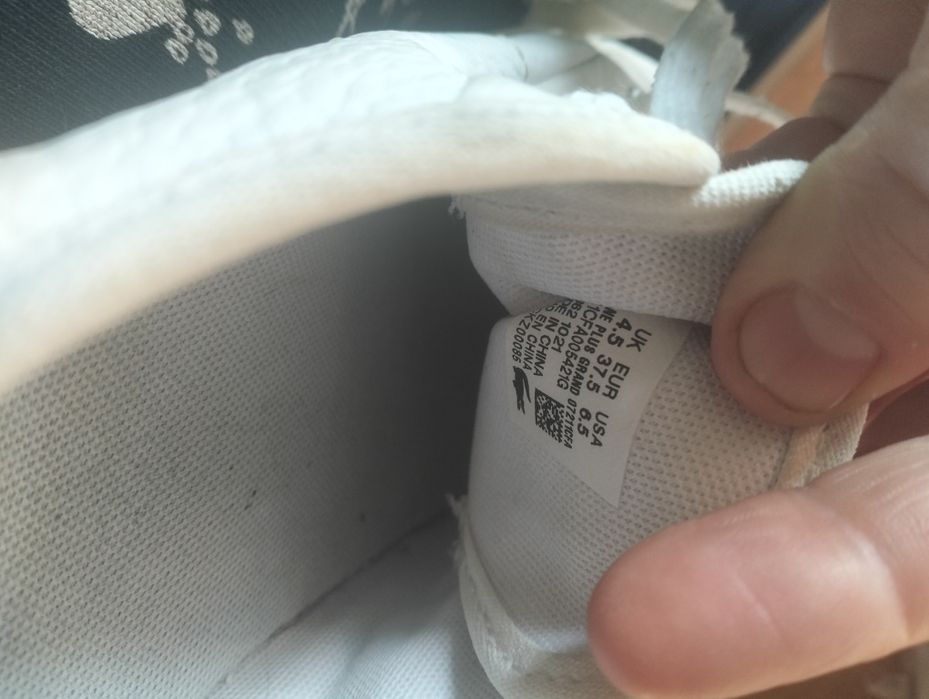 Кросы 37,5 оригинал кожа