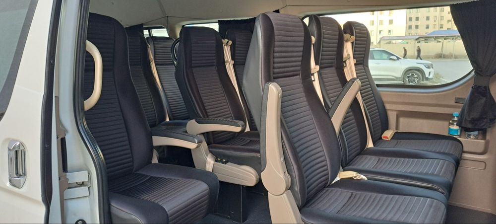 Микроавтобус Жойлонг сотилади. 18 места.