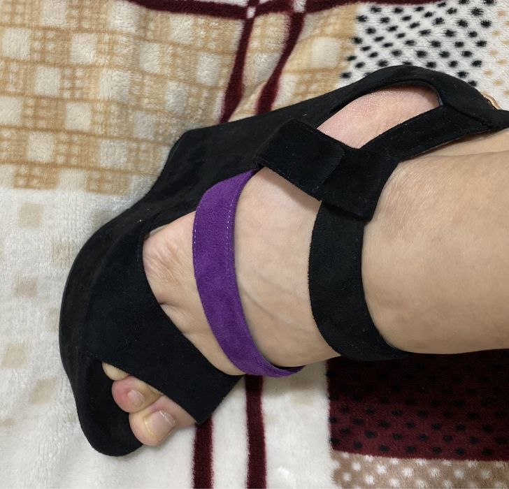 Женская обувь