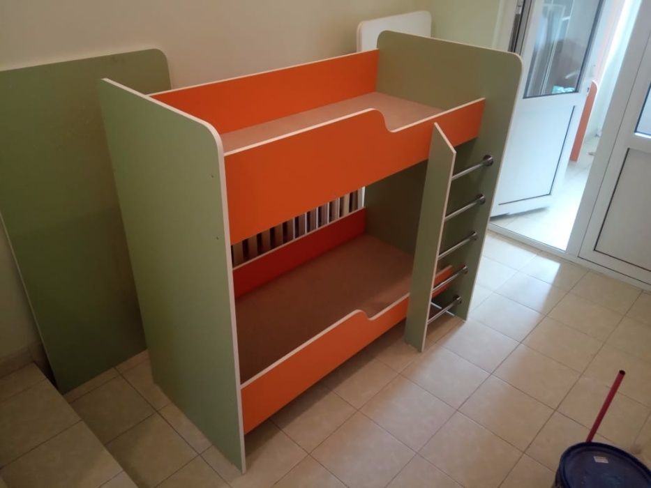 Кровать детская двухярусная