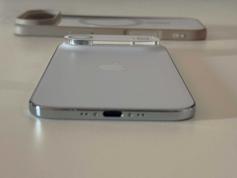 Бартер! Гаранция! Като НОВ! iPhone ( 17 ) Air Sky Blue (Небесно Синьо)