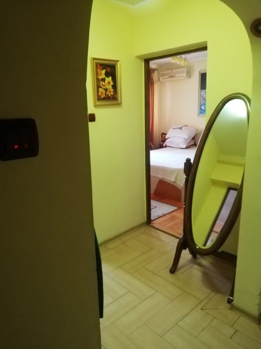 Apartament etaj intermediar 2 camere Mazepa