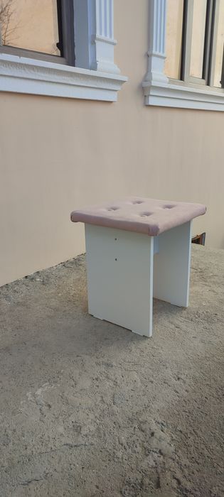 Маникюр столик + пуфик