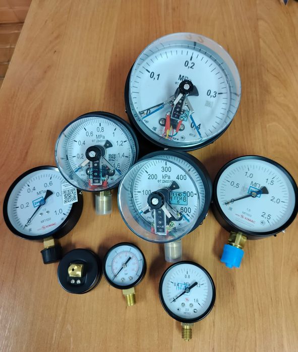 Продам манометры