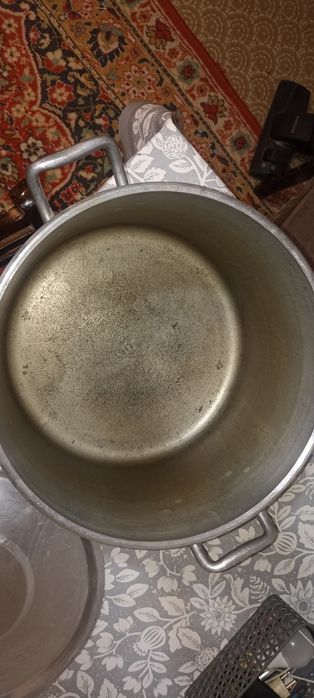 Продаю советскую алюминиевую кастрюлю