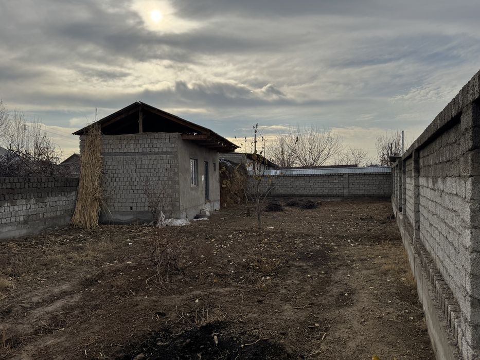 Uy Sotiladi Sirdaryo Shaharda