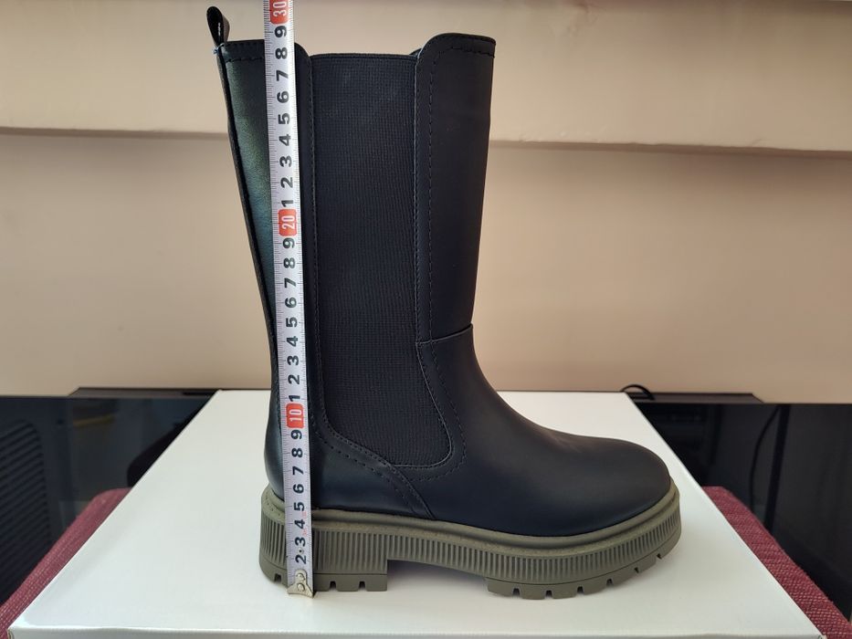 нови, Deichmann, №36/ 50% отстъпка