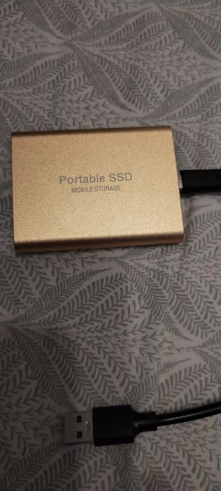 Hard disk extern, Vaxiuja, 2TB, USB 3.1, De aur