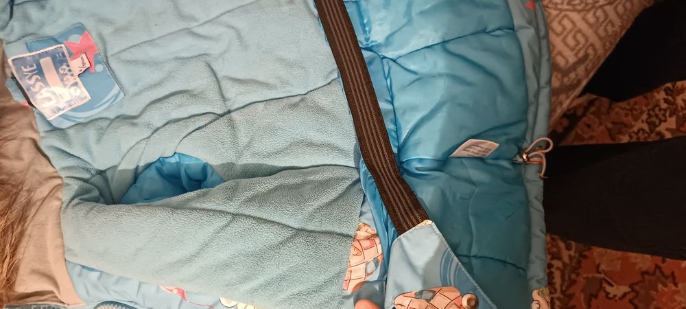 Куртка детская 4-5лет