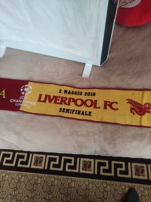 Шал на Ливърпул оранжево червено