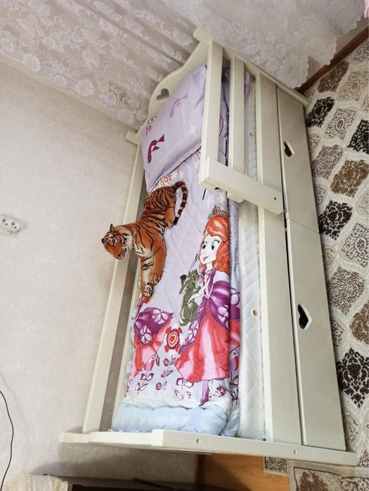 Детская кровать в отличном состоянии