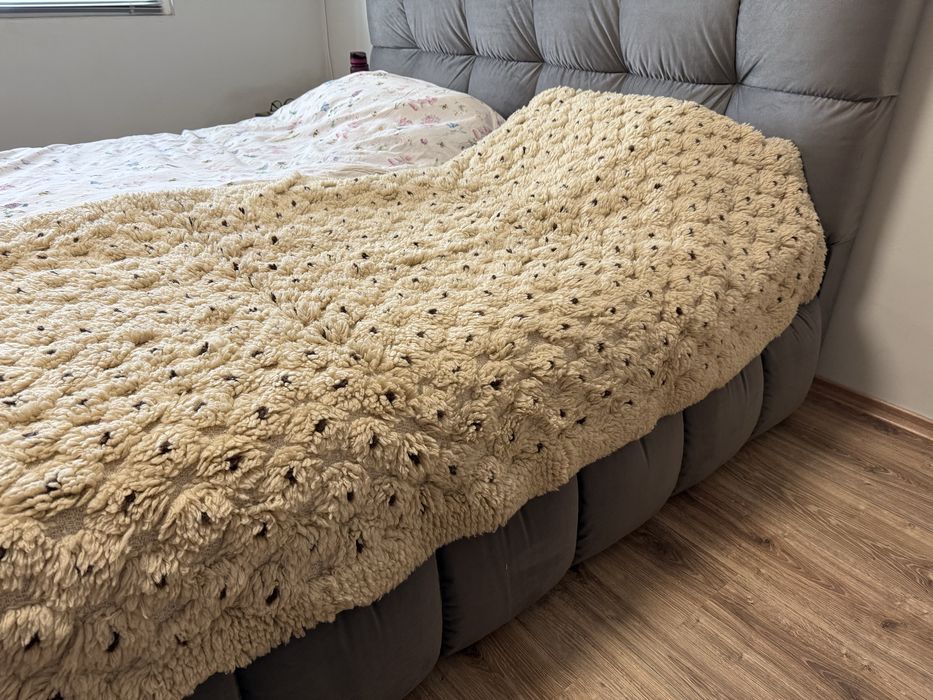 Ръчно тъкан китеник, 100% вълна