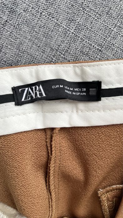 Продам костюм Zara