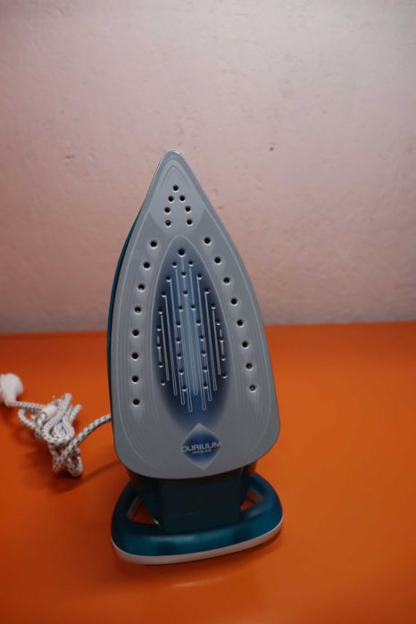 Парна ютия Calor Easygliss Plus, 2500 W, Непрекъсната пара 40 г/мин, Преса 195 г/мин, Плоча Durilium Airglide FV5719C0, Тюркоаз