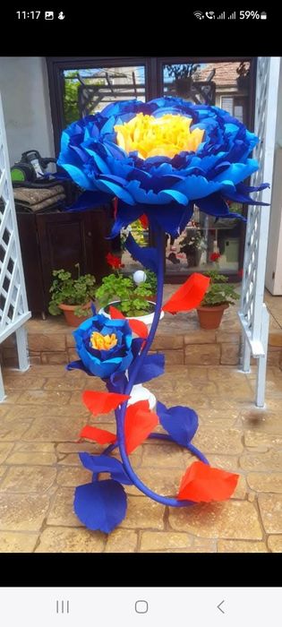 De vanzare ornamente.