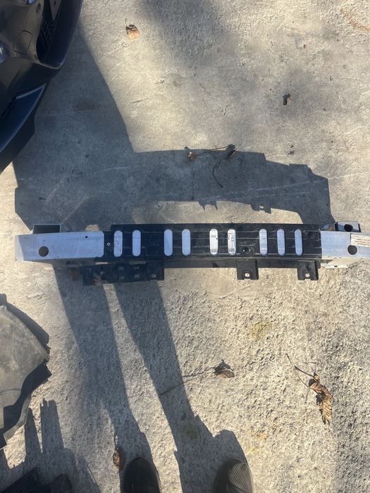 Задна греда бмв ф07 гт5 bmw f07 gt 5 греда задна