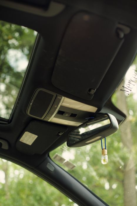 Plafon negru cu trapa Mercedes S W221 LONG ornament stalp perdeluta