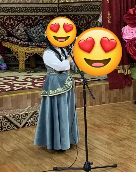 Казахский национальный костюм