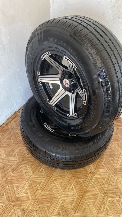 Продам диски с летней резиной 265/70 R16 в хорошем состоянии
