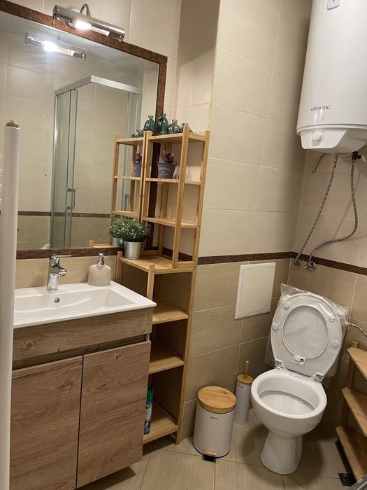 Дава се под наем Двустаен апартамент в с. Сопица, Област Перник - 62 кв.м за 630 € - Снимка #8