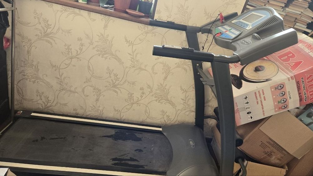 Беговая дорожка сотилади