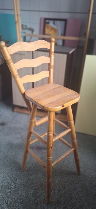 Дървени бар столове -4броя