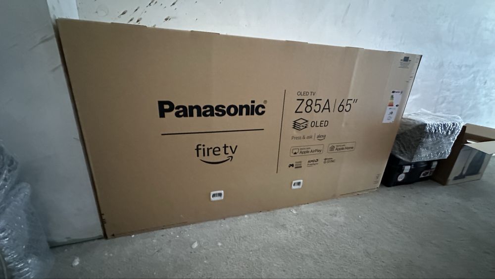 Panasonic Z85A 65 OLED