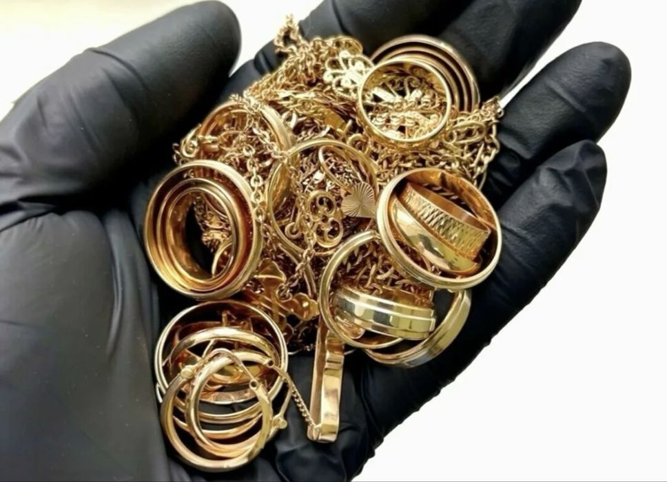 Золотые изделие.