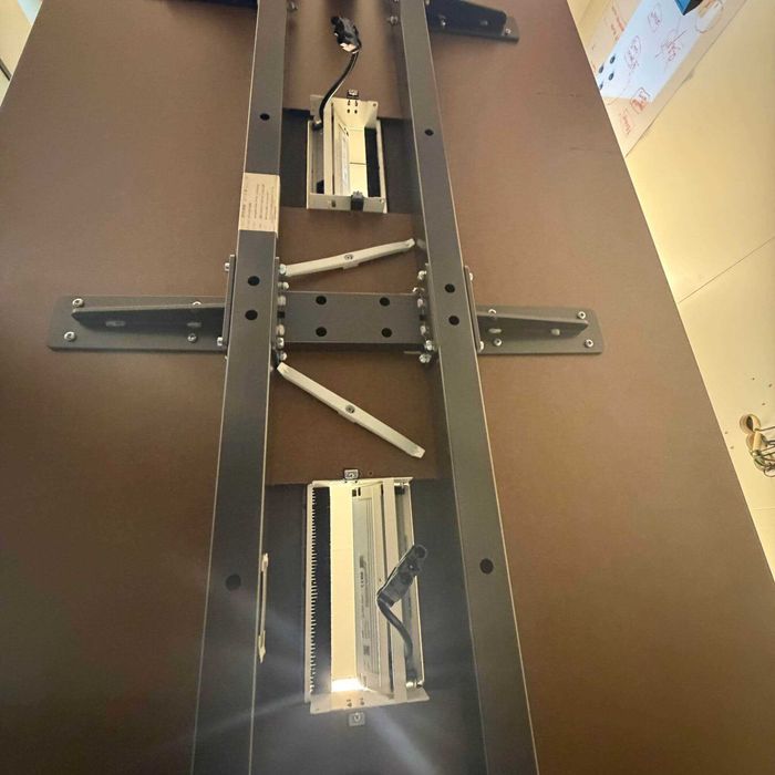 Birou modern DUBLU cu prize încorporate