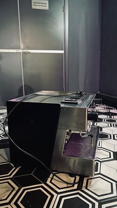 Кофемашинка ASCASO