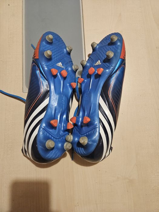 Бутонки Adidas Absoldado