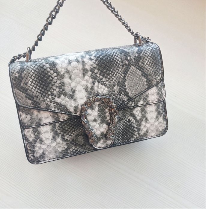 Сумочка под питон