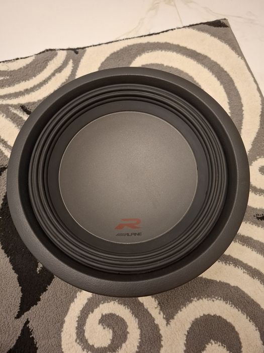 Сабвуфер почти новый!!!