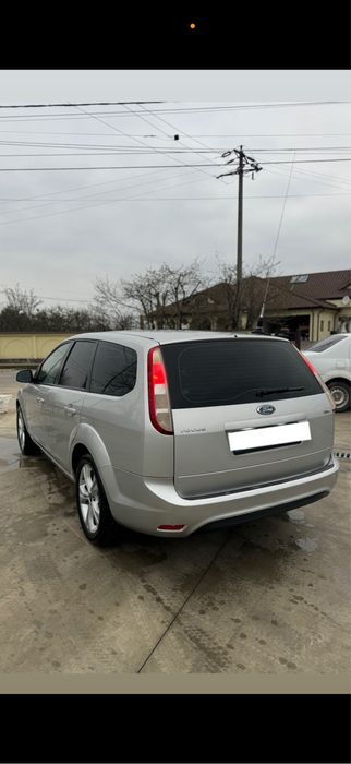 FORD Focus 2010 — imagine 4