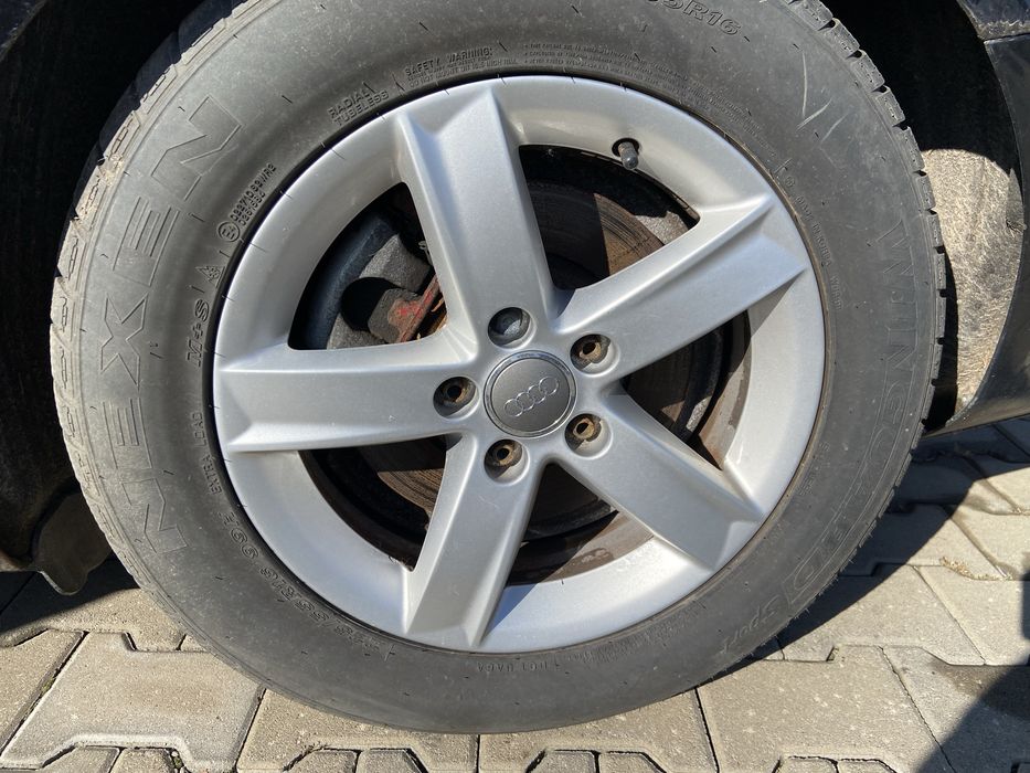 Audi A4 /B8/1.8TFSI/2010г,На части