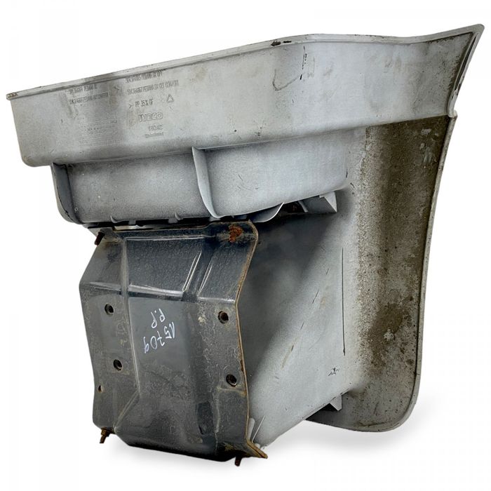504136556 Ansamblu de plăci în trepte, dreapta IVECO Stralis, Trakker (2002-) IVECO