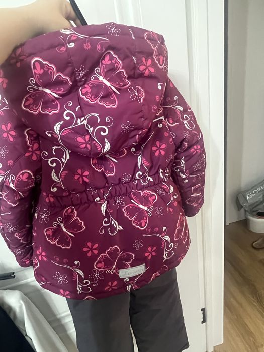 Зимний комбинезон для девочк.