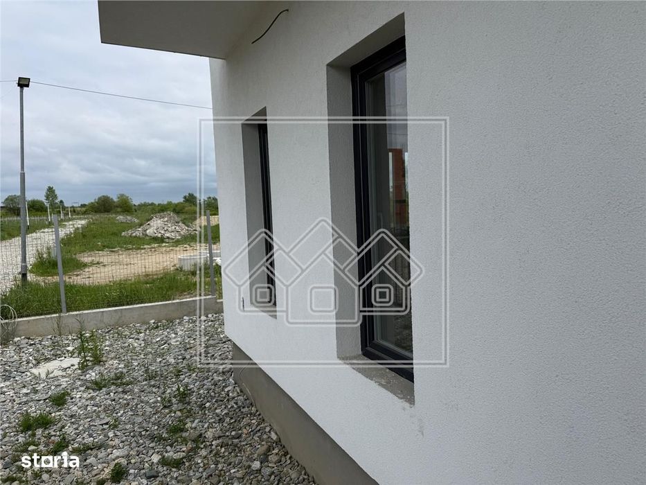 Casa tip duplex in Mohu, 4 camere, 145 mp utili, teren 195 mp