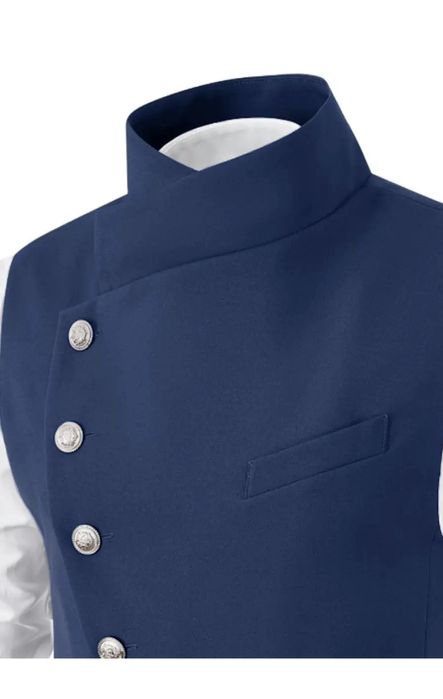 Продам жилетку для мальчика