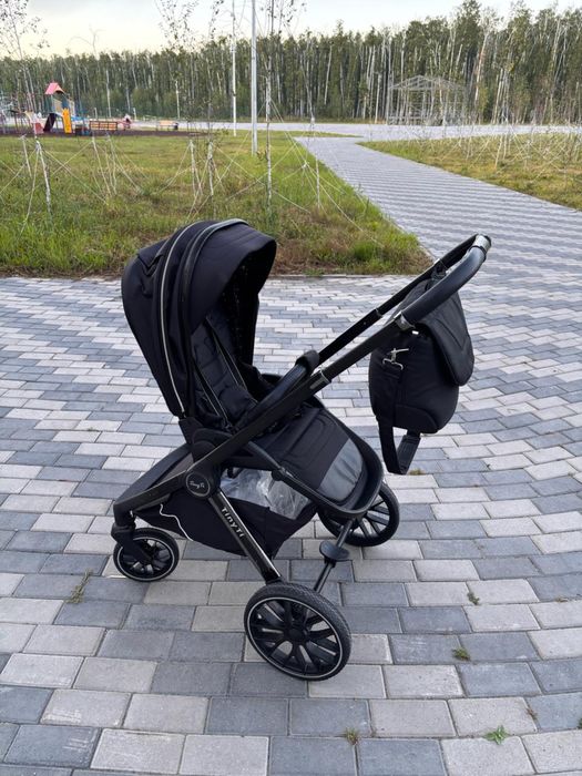 Продам детскую коляску