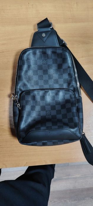 Продам оригинальную сумку Louis Vuitton