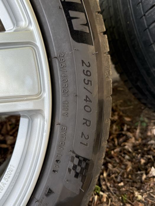Джанти с гуми 295/40/21