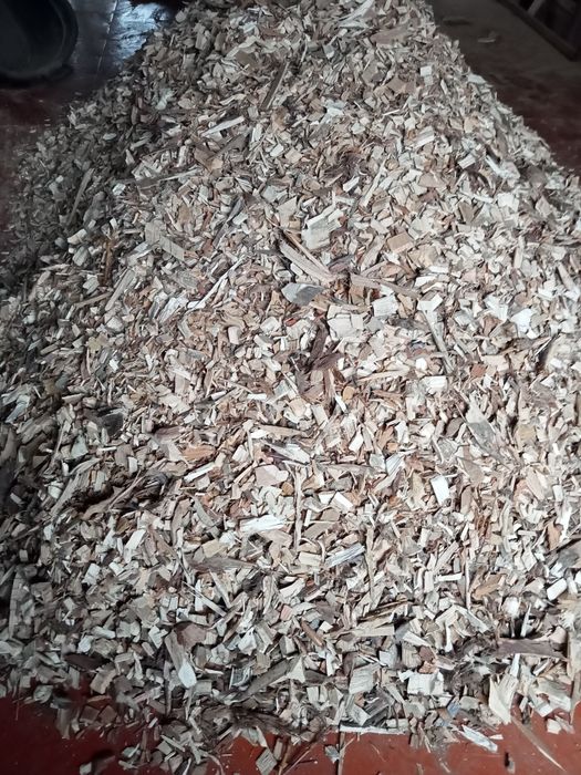 Щепа древесная для почвы, мульча.