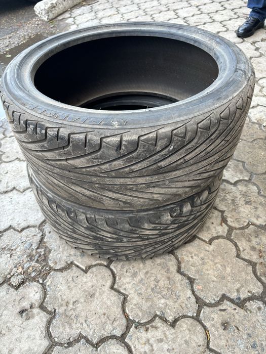 Продам резину 225/40 R18