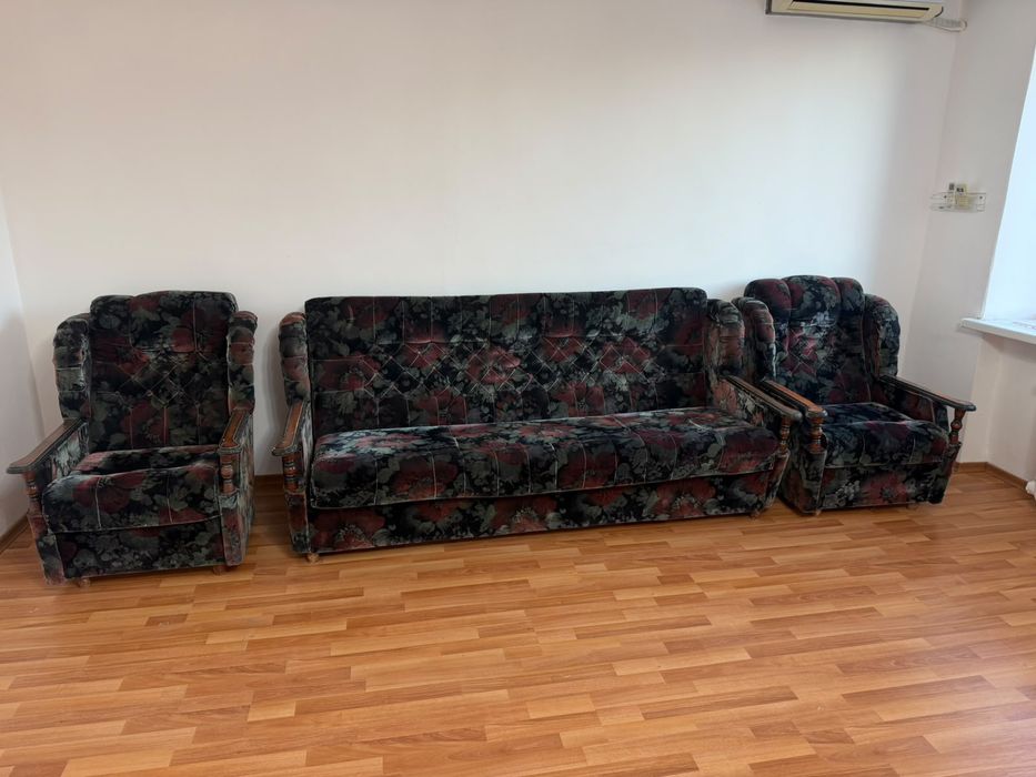 Продаётся диван и кресло