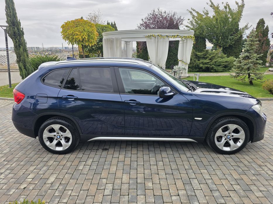 BMW X1 2011 — imagine 5