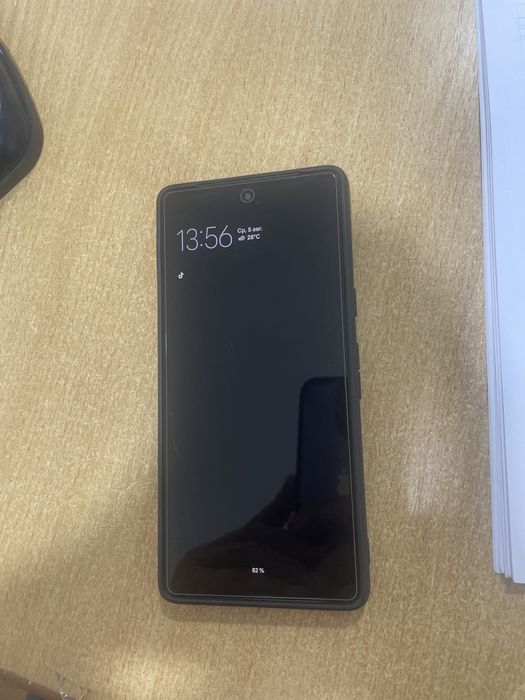 продам pixel 7  на 128 gb